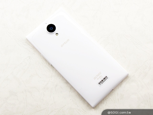 高規平價智慧手機新選擇 G-PLUS E7