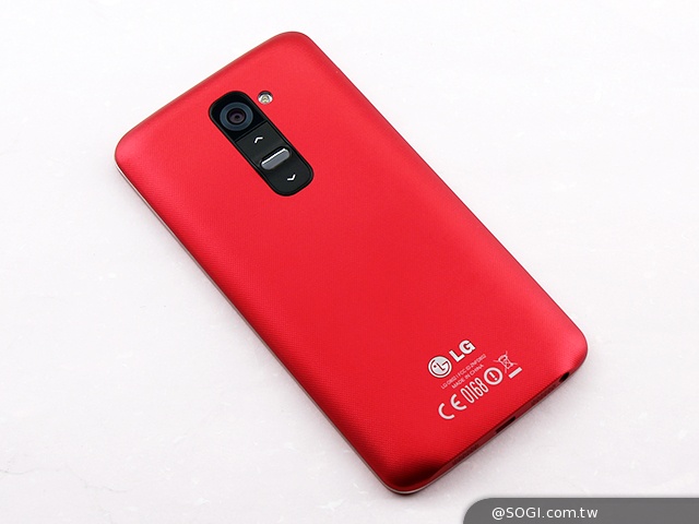 LG G2熱情狂放紅 艷麗新色圖賞