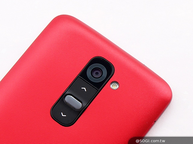 LG G2熱情狂放紅 艷麗新色圖賞
