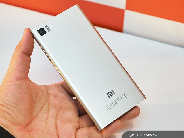 小米手機3登台！2/26開賣 單機9999可搭中華遠傳資費