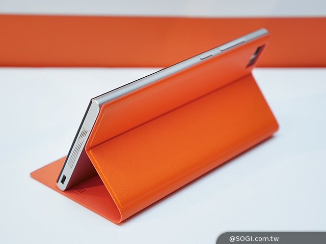 小米手機3登台！2/26開賣 單機9999可搭中華遠傳資費