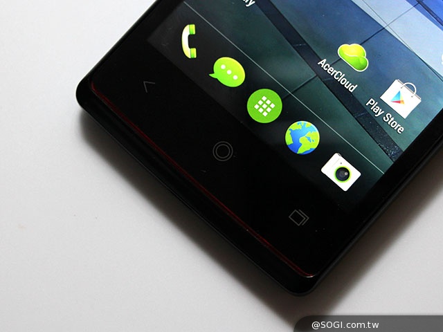 雙LED閃燈設計 Acer Liquid E3動手玩【MWC 2014】