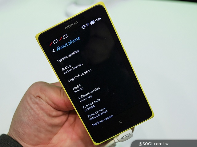 NOKIA X系列Android手機動手玩【MWC 2014】