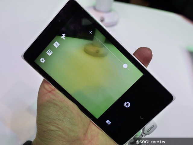 NOKIA X系列Android手機動手玩【MWC 2014】