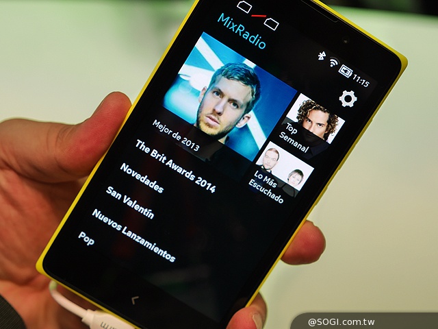 NOKIA X系列Android手機動手玩【MWC 2014】