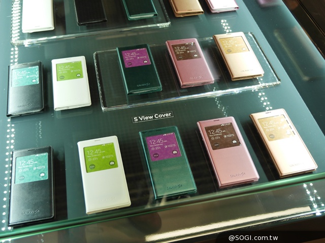 三星GALAXY S5發表 外型、效能跨海動手測【MWC 2014】