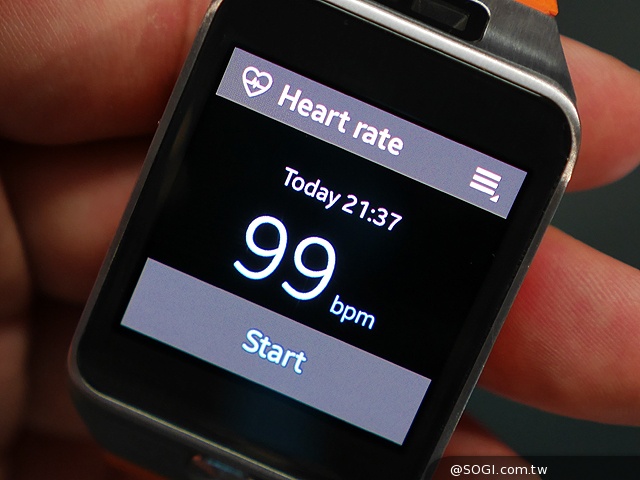 SAMSUNG Gear 2智慧錶4月登台 搶先動手玩【MWC 2014】