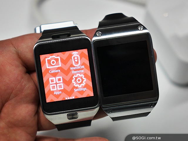 SAMSUNG Gear 2智慧錶4月登台 搶先動手玩【MWC 2014】