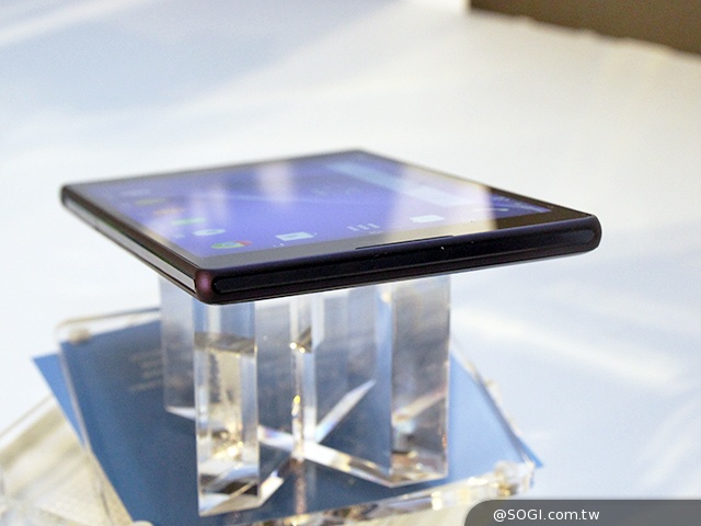 6吋大螢幕LTE智慧機Sony Xperia T2 Ultra直擊