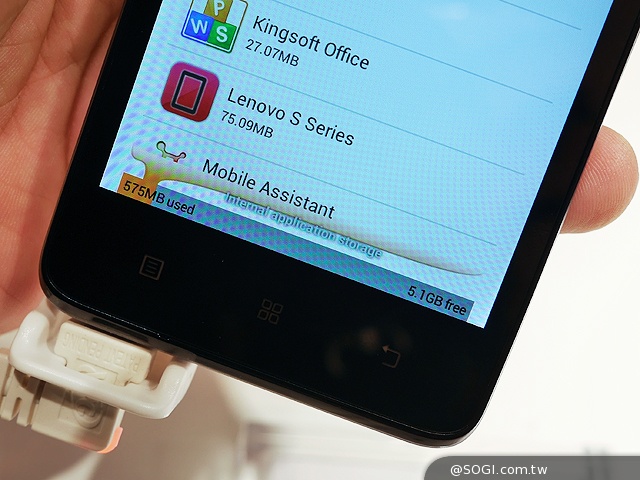 聯想於MWC展出S系列手機與Yoga HD+平板共4款新品【MWC 2014】
