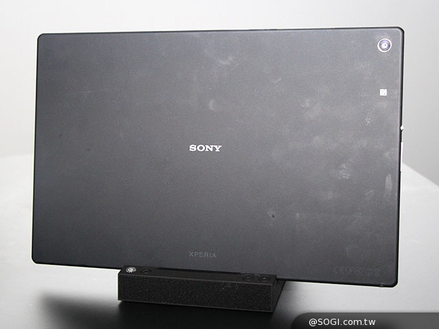 極致纖薄、通話平板！Sony Xperia Z2 Tablet【MWC 2014】