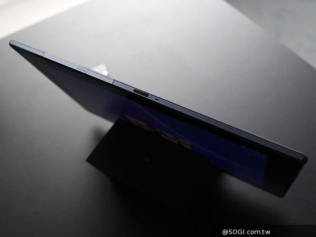 極致纖薄、通話平板！Sony Xperia Z2 Tablet【MWC 2014】