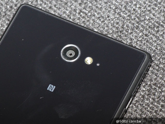 中階LTE智慧手機新秀Sony Xperia M2【MWC 2014】