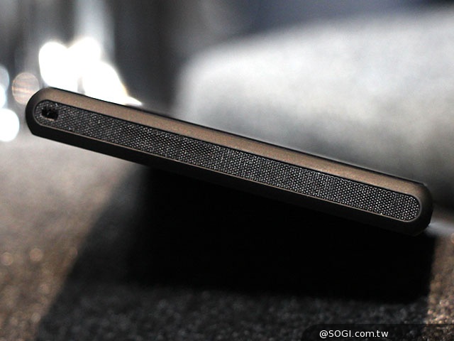 中階LTE智慧手機新秀Sony Xperia M2【MWC 2014】