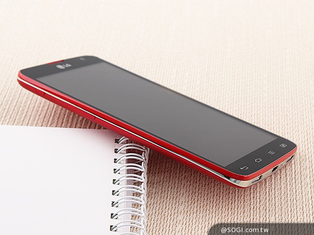 LG G Pro Lite換新裝 炫麗紅新色圖賞