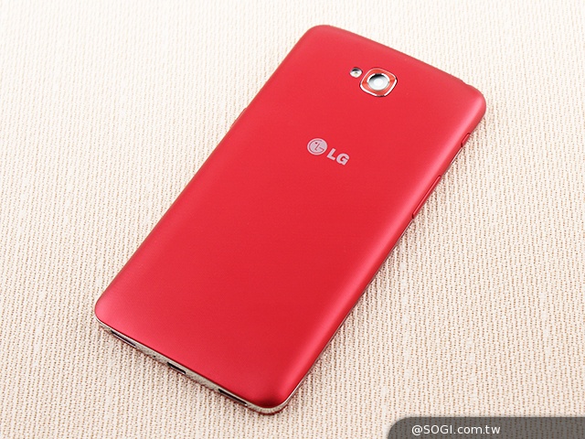 LG G Pro Lite換新裝 炫麗紅新色圖賞