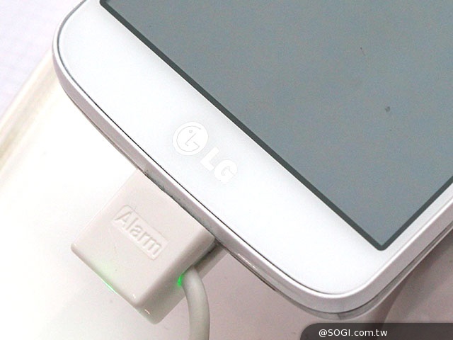 小一號的G2手機！LG G2 mini四月登台【MWC 2014】