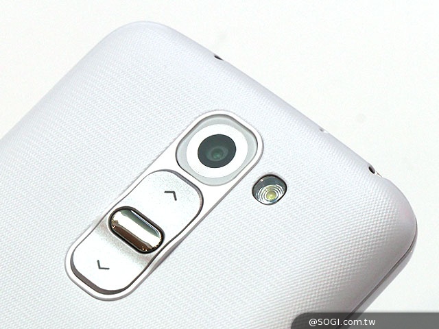 小一號的G2手機！LG G2 mini四月登台【MWC 2014】