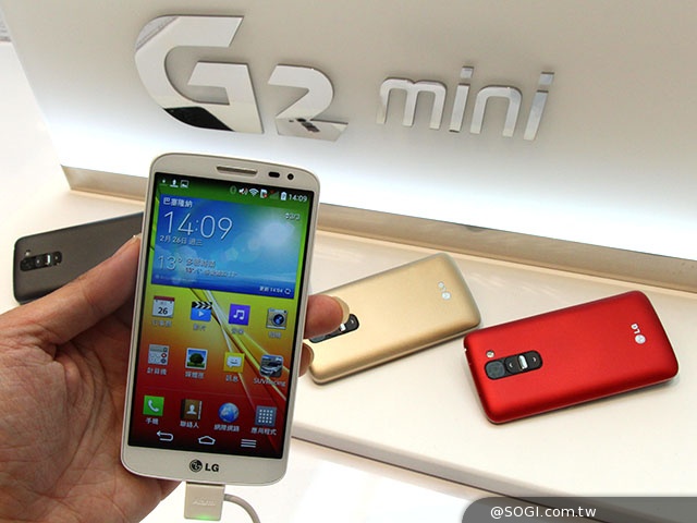 小一號的G2手機！LG G2 mini四月登台【MWC 2014】