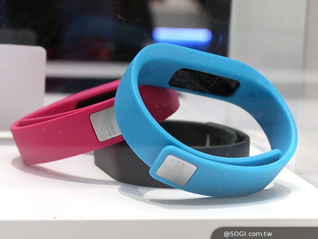 阿爾卡特展出八核智慧機OneTouch Idol X+【MWC 2014】