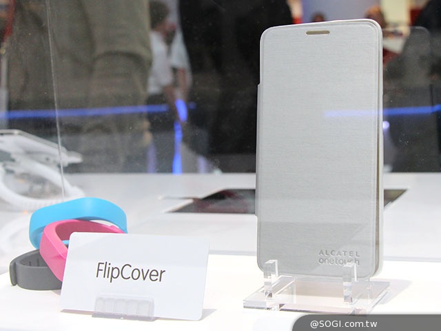 阿爾卡特展出八核智慧機OneTouch Idol X+【MWC 2014】