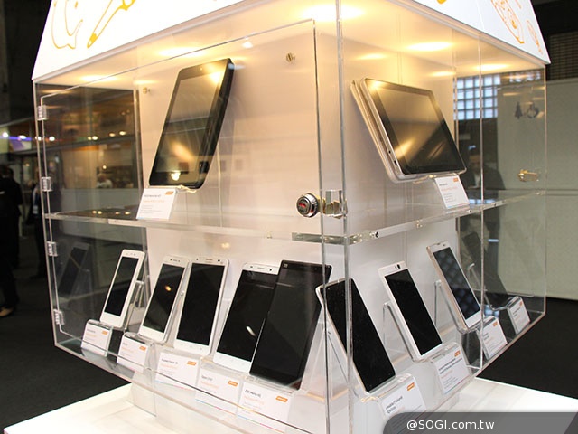 聯發科迎戰高通!首度高調參展行銷 展示MT6595【MWC 2014】 聯發科迎戰高通!首度高調參展行銷 展示MT6595【MWC 2014】