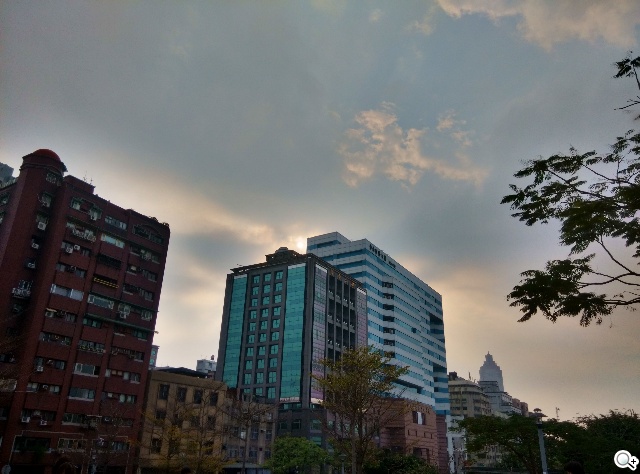 高性價比旗艦機!小米手機3台版實測 高性價比旗艦機!小米手機3台版實測