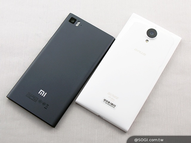 米3、E7高規平價旗艦霸主之爭：外觀、效能比拚