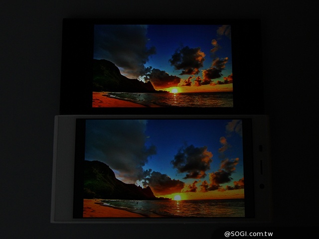 米3、E7高規平價旗艦霸主之爭：外觀、效能比拚