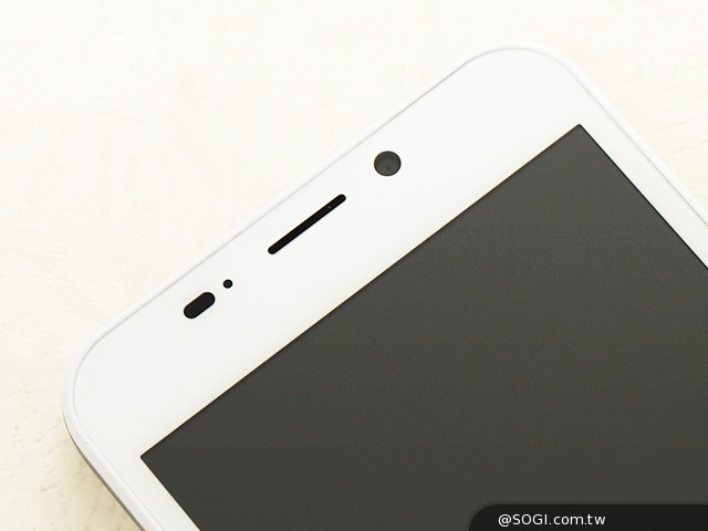 TWM Amazing A7台哥大5.5吋超值四核機