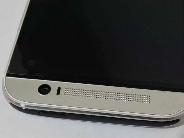 大量HTC M8實機照片釋出 與One max對比