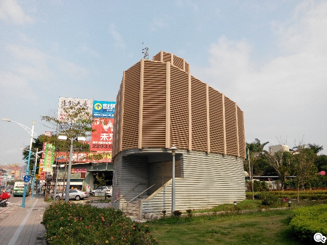 TWM Amazing A7台哥大5.5吋超值四核機