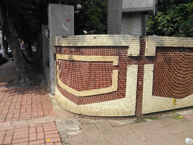 TWM Amazing A7台哥大5.5吋超值四核機