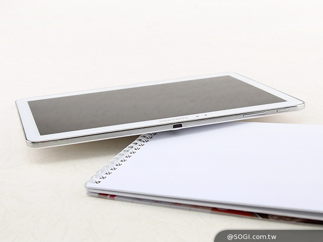 三星TabPRO 10.1高規超平板 商務、多工再進化