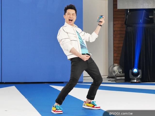 三星S5、Gear 2/Fit售價出爐 早鳥預購即日開跑