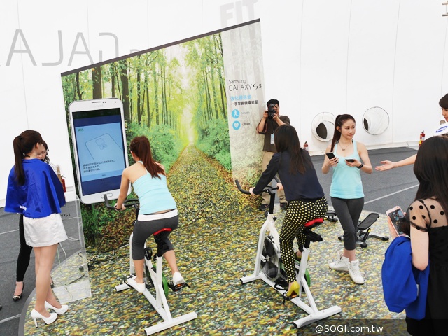 三星S5、Gear 2/Fit售價出爐 早鳥預購即日開跑