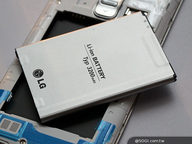 5.9吋旗艦手機LG G Pro 2 搭配中華大省超值推出