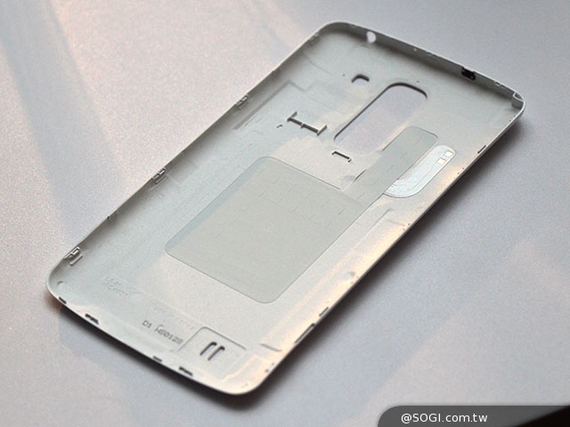 5.9吋旗艦手機LG G Pro 2 搭配中華大省超值推出