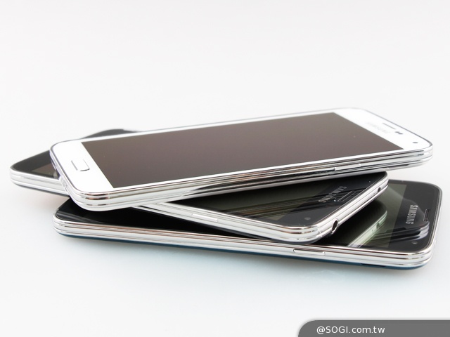 SAMSUNG GALAXY S5實測:外型、效能篇 SAMSUNG GALAXY S5實測:外型、效能篇