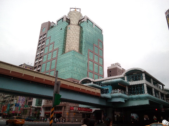 紅米殺手？華為榮耀3C平價雙卡機開箱速測