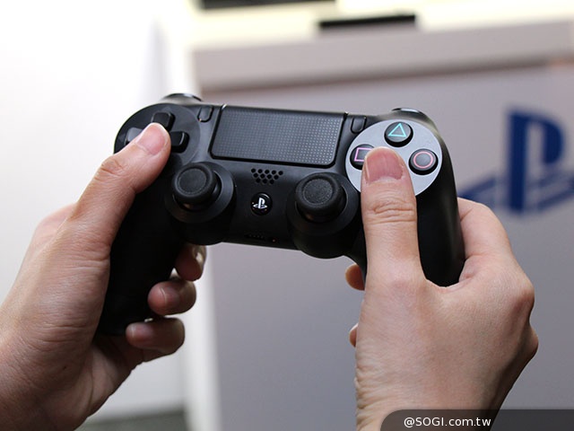 索尼Xperia Z2、Z2 Tablet旗艦開賣 手機售23900