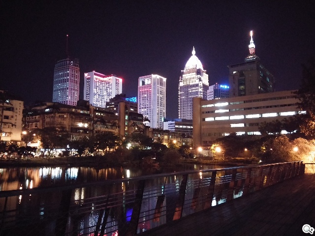 5.9吋LG G Pro 2大螢幕旗艦 實用功能再進化