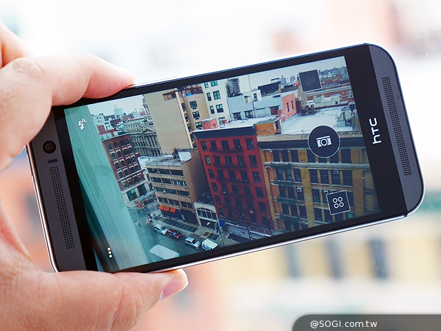 HTC One(M8)紐約搶先測：外型與功能解析