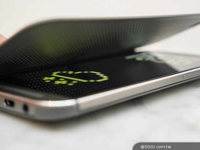 HTC One(M8)紐約搶先測：外型與功能解析
