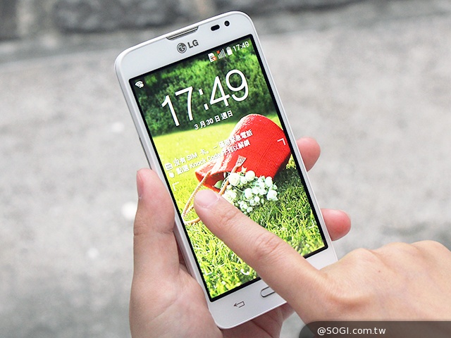 LG L70平價4.5吋智慧機 網羅輕敲解鎖等豐富應用 LG L70平價4.5吋智慧機 網羅輕敲解鎖等豐富應用
