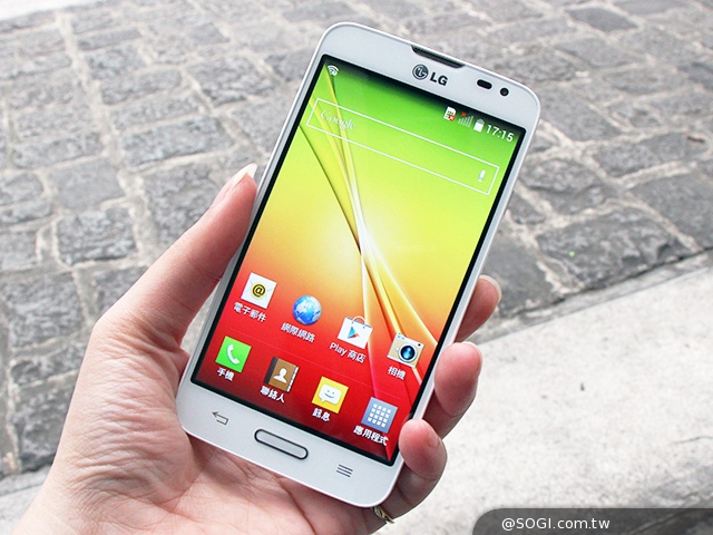 LG L70平價4.5吋智慧機 網羅輕敲解鎖等豐富應用 LG L70平價4.5吋智慧機 網羅輕敲解鎖等豐富應用