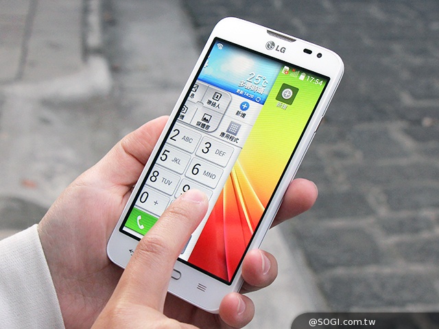 LG L70平價4.5吋智慧機 網羅輕敲解鎖等豐富應用 LG L70平價4.5吋智慧機 網羅輕敲解鎖等豐富應用