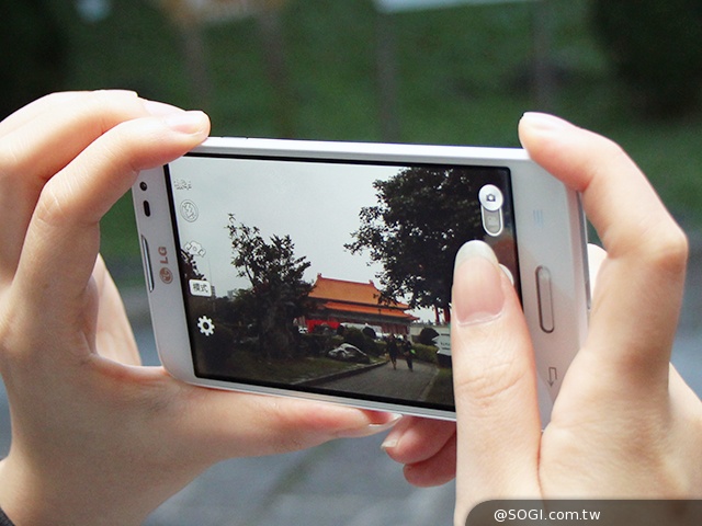 LG L70平價4.5吋智慧機 網羅輕敲解鎖等豐富應用 LG L70平價4.5吋智慧機 網羅輕敲解鎖等豐富應用