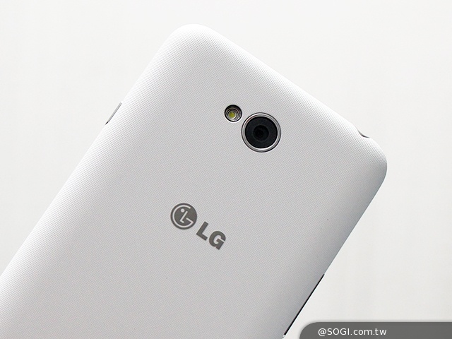 LG L70平價4.5吋智慧機 網羅輕敲解鎖等豐富應用 LG L70平價4.5吋智慧機 網羅輕敲解鎖等豐富應用