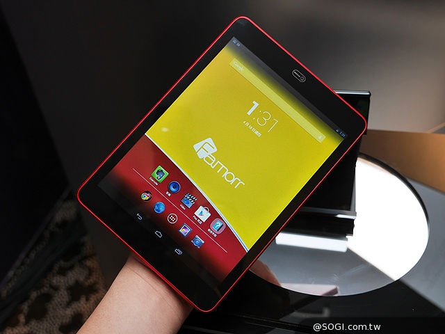 應宏發表INHON Famorr法莫雙鏡面平板 定價4490起